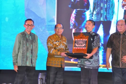Pj. Gubernur Samsudin Buka Lampung Economic & Investment Forum 2024, Dorong Investasi Berkelanjutan di Provinsi Lampung
