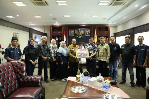 Pj. Gubernur Samsudin Terima Kunjungan Silaturahmi Jajaran Direksi Bongkar Post Group