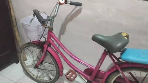 Sepeda siswi MI di Banyuwangi. Foto: Dok. Istimewa