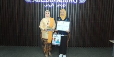 Hanita Firsada Terima Dua Penghargaan Bergengsi di Puncak PHI Ke-96 Lampung