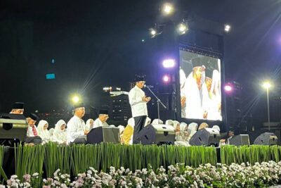Menteri Agama Nasaruddin Umar pimpin Muhasabah dan Doa Bersama Akhir Tahun 2024 di Monas, Jakarta, Senin (30/12/2024). Foto: Ist