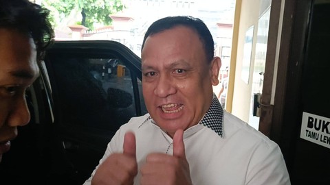 Firli Bahuri usai diperiksa di Bareskrim Polri, Jumat (19/1/2024). Foto: Ist