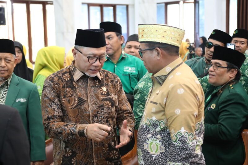 Pj. Gubernur Samsudin Hadiri Penutupan Rakernas II PB Mathla'ul Anwar Bersama Menko Pangan Zulkifli Hasan