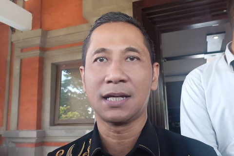 Ketua Bidang Hubungan Antar Lembaga dan Layanan Informasi Komisi Yudisial Mukti Fajar Nur Dewata di Kejati Bali, Kamis (7/11/2024). Foto: Ist