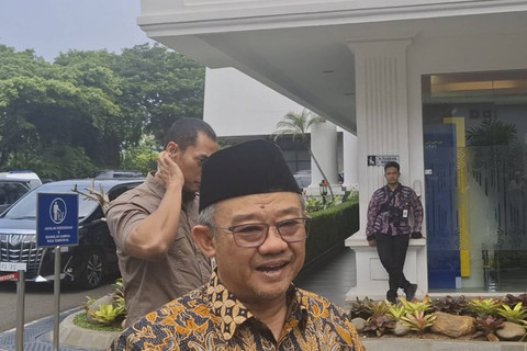 Menteri Pendidikan Dasar dan Menengah (Mendikdasmen) Abdul Mu'ti menemui Presiden Prabowo Subianto di Istana Negara, Jakarta Pusat, Selasa (26/11/2024). Foto: Istimewa