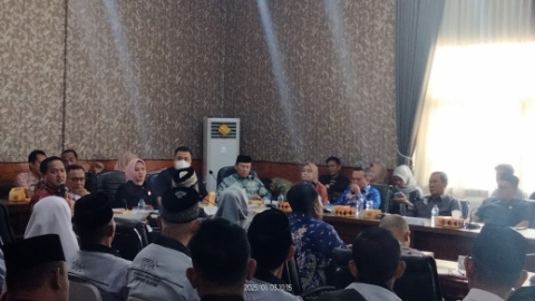 Foto: Saat DPRD bersama TPPD gelar RDP, Jum,at (3/1/2025)