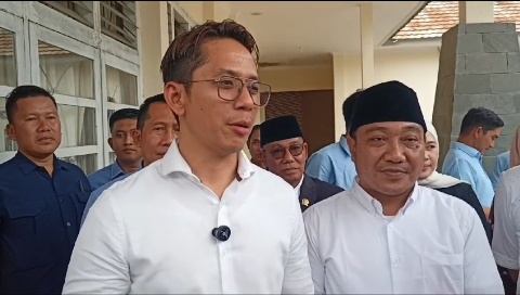 Pasca Ditetapkan oleh DPRD Lamsel, Egi-Syaiful Siap Selaraskan Program Presiden Prabowo