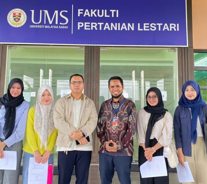 Mahasiswa FKIP Unila Sukses Ikuti Proyek Kemanusiaan di Sandakan dan Negeri Sembilan