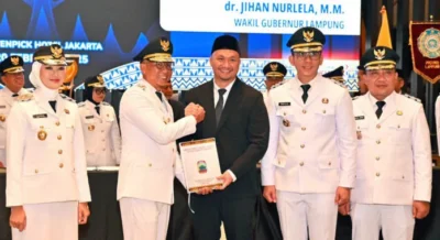 Usai Dilatik, Bupati dan Wakil Bupati Lampung Selatan Ikuti Proses Sertijab Kepala Daerah di Provinsi Lampung