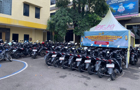 Sepeda motor yang dititipkan pemudik di Mapolresta Bandar Lampung. Foto: Ist