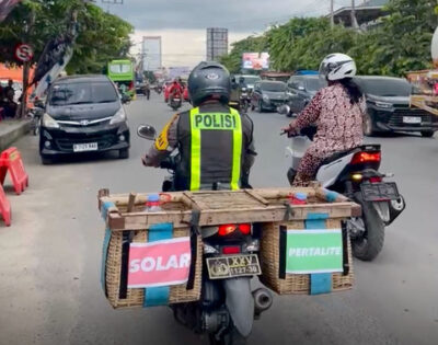 Polres Lampung Tengah hadirkan layanan BBM Keliling untuk pemudik di Jalinsum. Foto: Dok Humas Polres Lampung Tengah