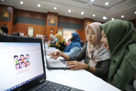 Pelatihan aplikasi Si Talas di Surabaya. Foto: Diskominfo Surabaya