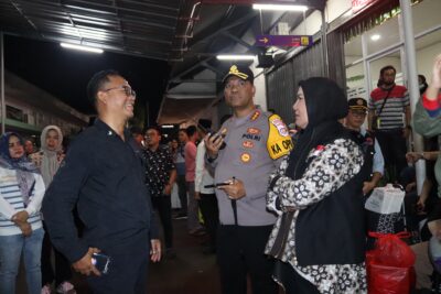 Walikota Bandar Lampung Tinjau Arus Balik Lebaran di Pool Damri Tanjung Karang