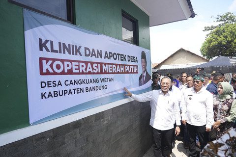 Menteri Koordinator Bidang Pangan Zulkifli Hasan (Zulhas) meninjau sejumlah Pos Kesehatan Desa (Poskesdes) dan Pengolahan Sampah menjadi Energi Listrik (PSEL). Foto: Dok. Istimewa
