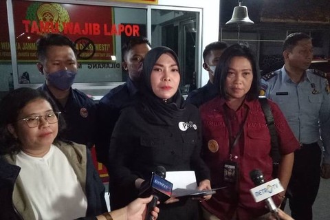 Koordinator Humas dan Protokol Direktorat Jenderal Pemasyarakatan Kemenkumham, Rika Aprianti di Lapas Salemba, Senin (27/2). Foto: kumparan