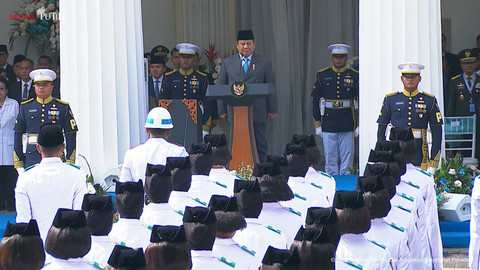 Presiden Prabowo Subianto menghadiri upacara Hari Lahir Pancasila di Gedung Pancasila Kemlu RI, Jakarta, Senin (2/6/2025). Foto: Youtube/Sekretariat Presiden