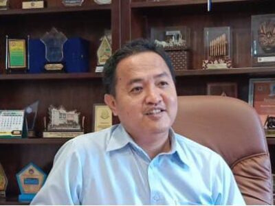 Kepala Dinas Pendidikan dan Kebudayaan, Thomas