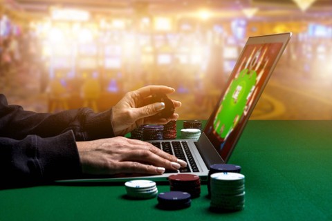 Ilustrasi judi online. Foto: Shutterstock