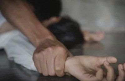 Ilustrasi persetubuhan. Guru temukan video tak senonoh siswanya saat disetebuhi pria dewasa di Landak. Foto: Dok. Istimewa