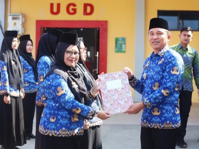 Lantik 14 Kapus dan Kasubag Tu, Parosil Mabsus Tegaskan Pelayanan Harus Siap 24 Jam‎‎