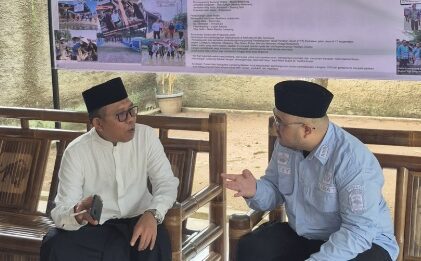 Anggota DPRD Lampung Selatan dari Fraksi Partai Gerindra, Dwi Riyanto, sedang menjelaskan tprogram Pitu Vista.