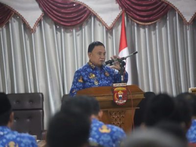 Wabup Mad Hasnurin Pimpin Rakor PAD 2025, Tekankan Peran Camat dan Peratin dalam Peningkatan Pendapatan Daerah