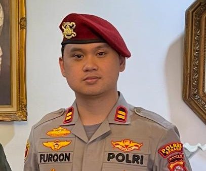 Dukung Ketahanan Pangan, Polsek Petir Tanam Jagung Bersama Warga di Serang