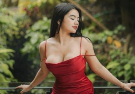 Youtuber Cantik Asal Samarinda, Fbyana Beberkan Kriteria Pria Idamannya