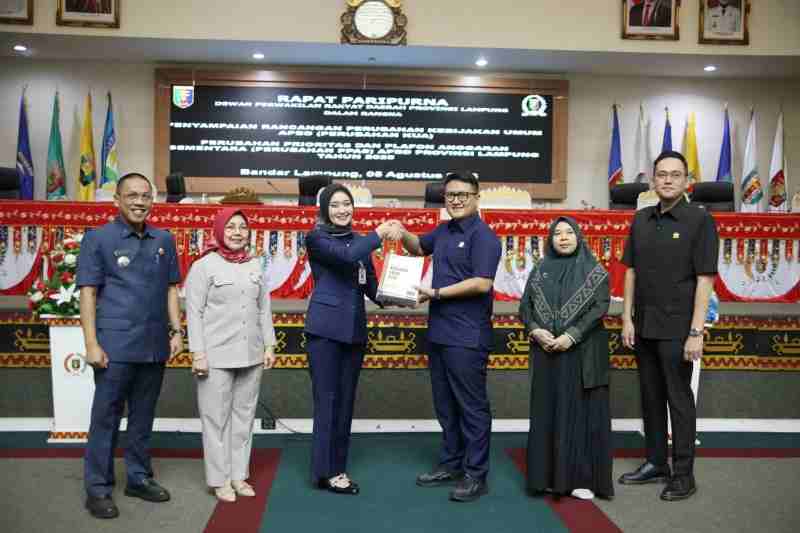 Pertumbuhan Ekonomi Lampung Tertinggi di Sumatera, Pemprov Siapkan Langkah Anggaran Strategis Menuju 2045