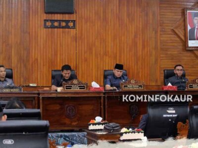 Tujuh Fraksi DPRD Kaur Sepakat Lanjutkan Pembahasan Ranperda RPJMD 2025–2029