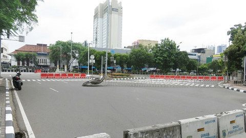 Jalan Veteran sudah ditutup jelang aksi 313. Foto: kumparan