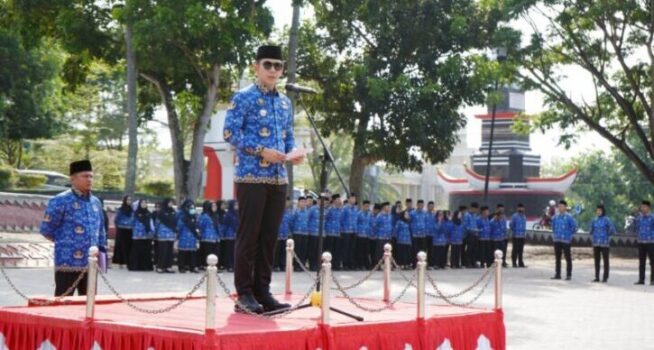 Bupati Egi Tekankan Disiplin dan Semangat Kolektif ASN di Upacara Bulanan Lampung Selatan