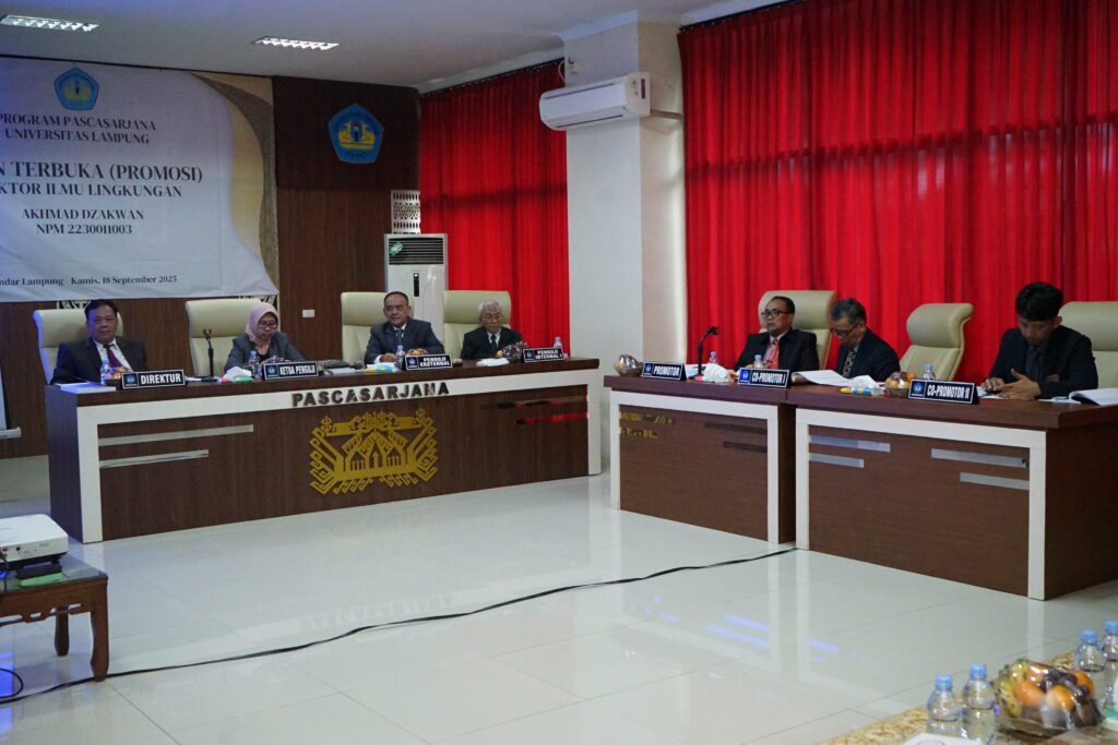 Unila Kukuhkan Doktor Baru, Angkat Riset Kenyamanan Bangunan Berbasis Green Building