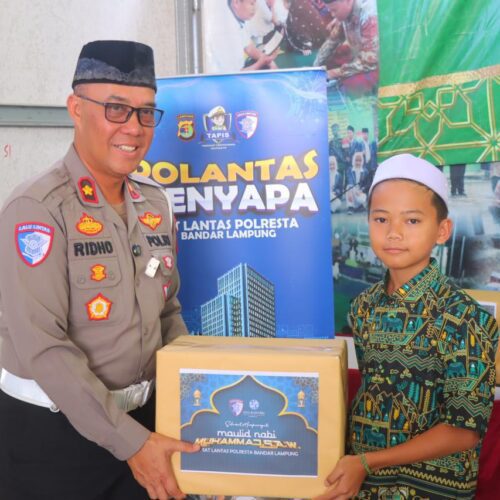 Satlantas Polresta Bandar Lampung Gelar ‘Polantas Menyapa’ di Ponpes Nurul Fallah