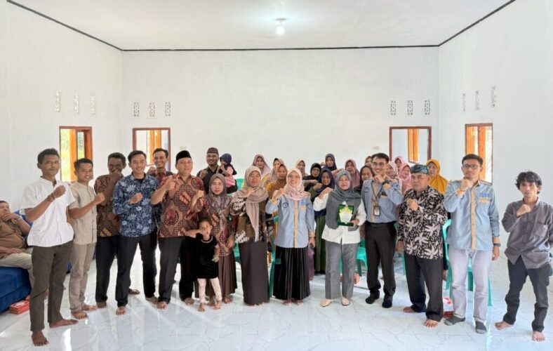 Tim PKM-U Dosen Farmasi FK Unila: Kembangkan Inovasi Teh Herbal Sintivia