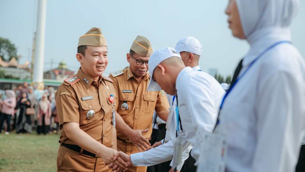 31 Calon Praja IPDN Angkatan XXXVI Tahun 2025 Asal Lampung Dilepas Siap Mengikuti Pendidikan di Jawa Barat