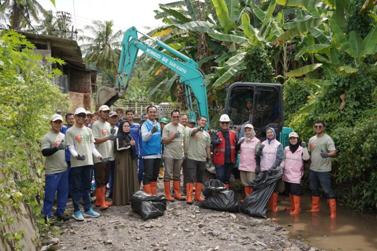 PLN Nusantara Power UP Sebalang Cegah Banjir Lewat Program “Sebalang SEGER”