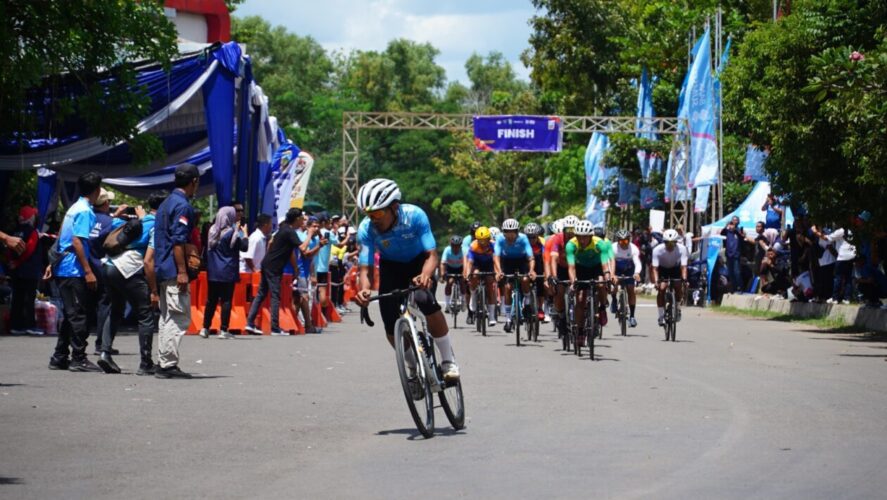 Tim Balap Sepeda Lampung Tunjukkan Performa Gemilang di Pornas Korpri XVII Palembang