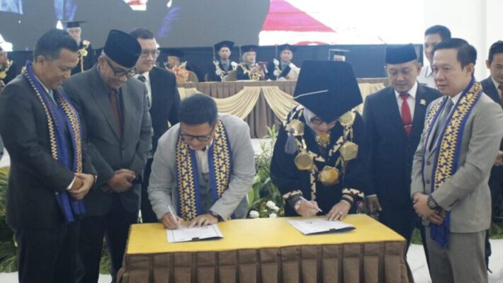 UMITRA Lampung Gelar Wisuda, Andi Surya: Saatnya Lulusan Mengabdi untuk Masyarakat dan Bangsa