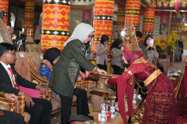 FH Gelar National Moot Court Competition Bertema Anti Human Trafficking