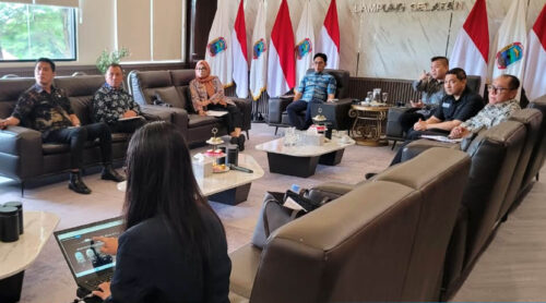 Bupati Egi Gaungkan City Branding Digital: Wisata Lampung Selatan Kini Bisa Dinikmati dari Kabin Pesawat