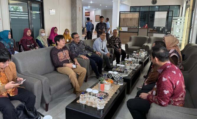 Pantau Kesiapan Transformasi Layanan JKN, Dewas BPJS Kesehatan Siruaya Utamawan Kunjungi Dua RS Besar di Bandar Lampung