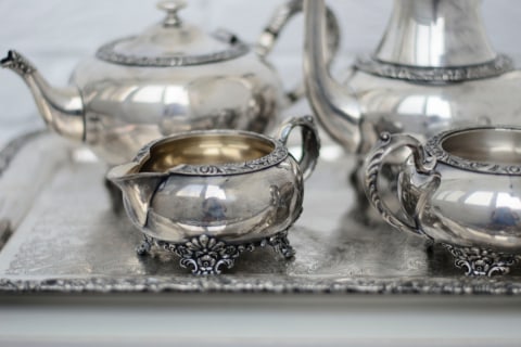 Perak Cetak Rekor Tertinggi Sepanjang Masa! Naik 70 Persen, Analis Prediksi Bisa Tembus USD 55 per Ons