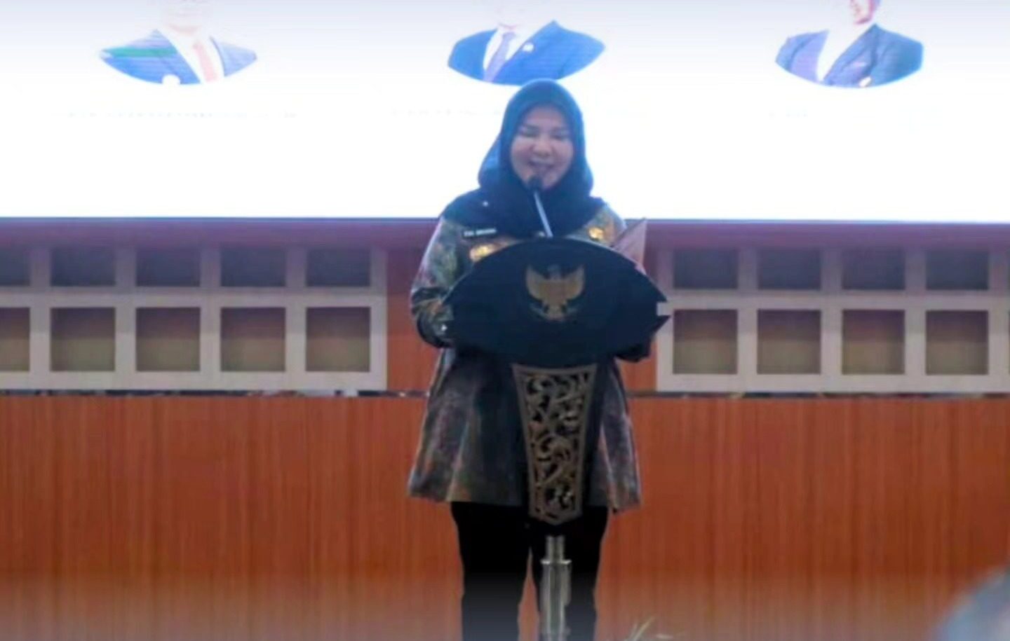 Wali Kota Eva Dwiana Buka Seminar Nasional APHTN-HAN Lampung 2025