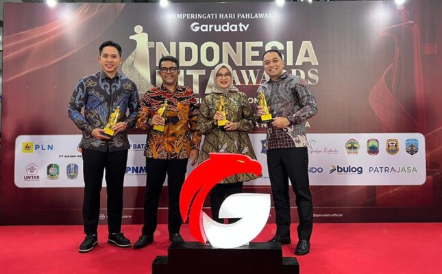 Membanggakan! Bupati Radityo Egi Pratama Raih Penghargaan Nasional Berkat Inovasi Pariwisata dan Ketahanan Pangan Berkelanjutan