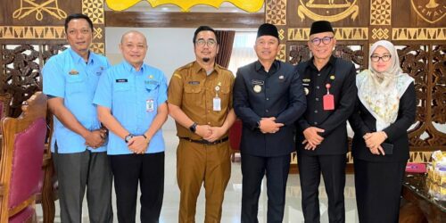 Bupati Lampung Barat Sebut Masyarakat Sudah Terbudaya Membayar Pajak Kendaraan Dengan Menitip, Ada Apa ?