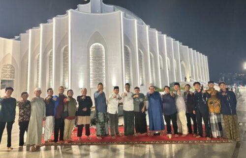 Gubernur Lampung Apresiasi Kajian Malam Minggu Pemuda Masjid Raya Al-Bakrie: “Kalau mau lihat masa depan suatu negara, lihat anak-anak mudanya”