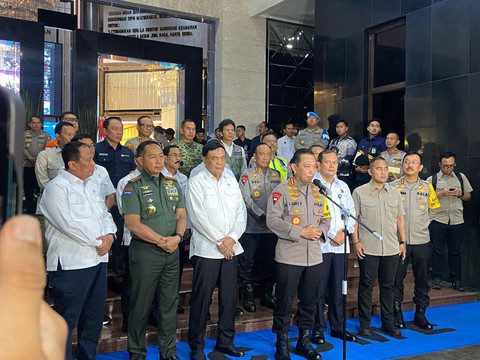 Kapolri: Masyarakat Patuhi Imbauan Tak Nyalakan Kembang Api saat Pergantian Tahun