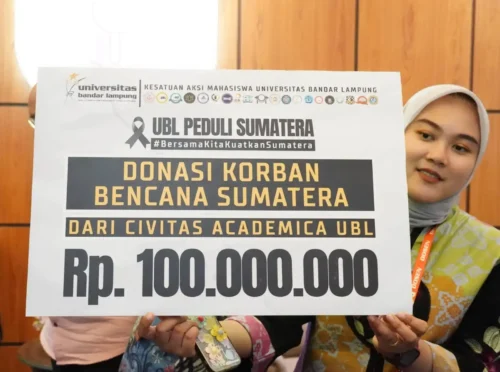 Pemprov Lampung Terima Donasi Rp100 Juta dari UBL untuk Korban Bencana Sumbar, Sumsel, dan Aceh