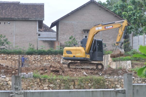 Pembangunan RS Urip Sumoharjo Gedong Tataan Diduga Tak Sesuai SOP, Picu Banjir dan Kemacetan